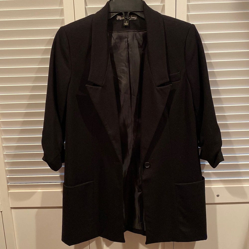 Elizabeth and James black blazer